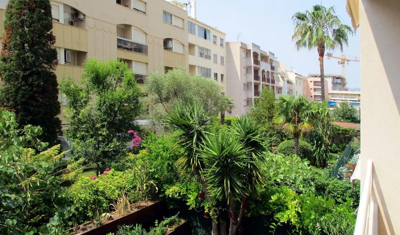 Sq. Pauline Juan-Les-Pins Apartment France